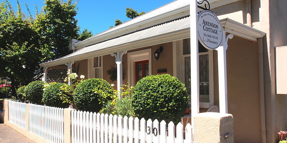 Evandale Accommodation Arendon Cottage Is Close To Launceston